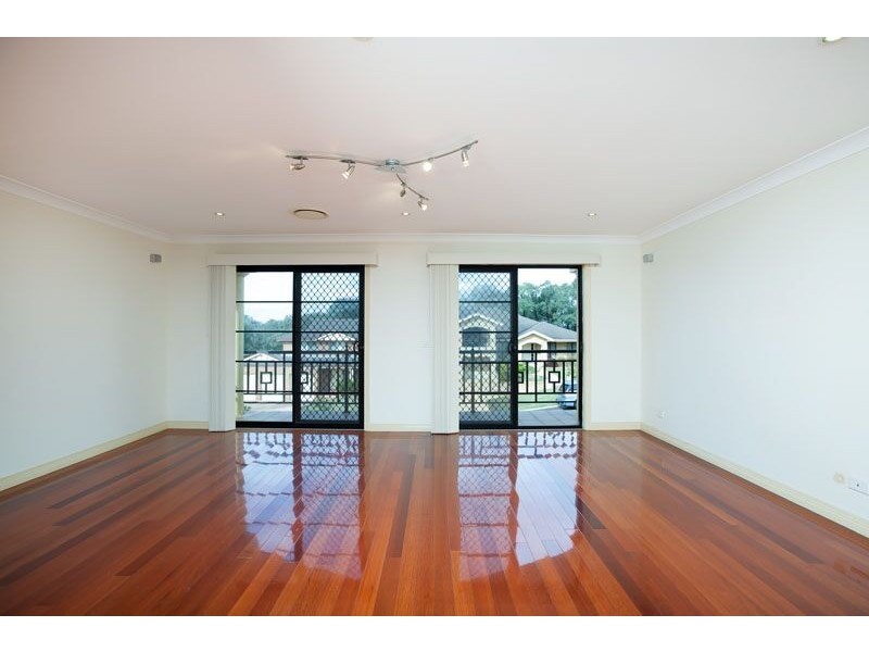 Macquarie Links NSW 2565