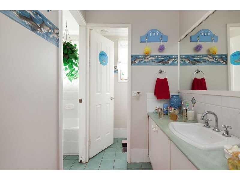 53 Angle Road, Leumeah NSW 2560