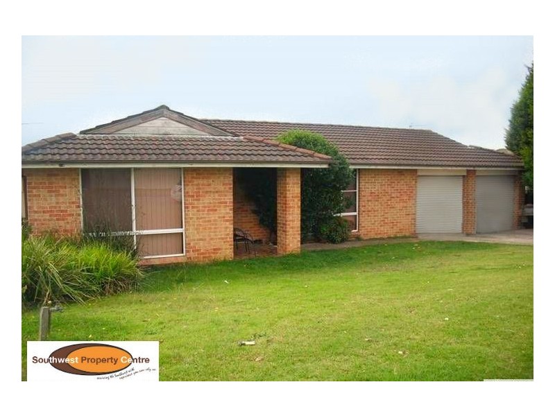 14 Glendower Street, Rosemeadow NSW 2560