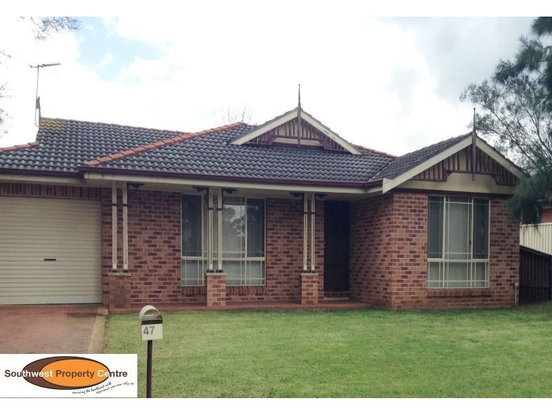 47 Potoroo Avenue, St Helens Park NSW 2560