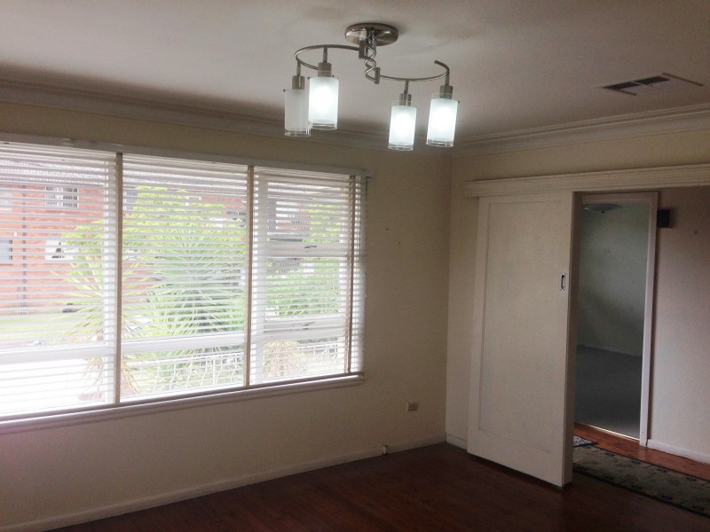 1 Foreman Street, Glenfield NSW 2167