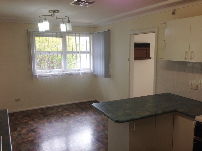 1 Foreman Street, Glenfield NSW 2167