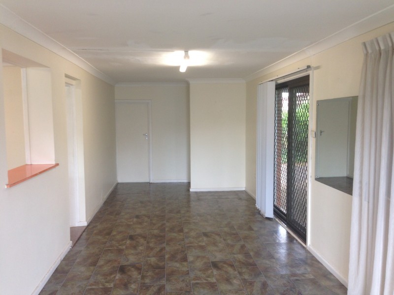 1 Foreman Street, Glenfield NSW 2167