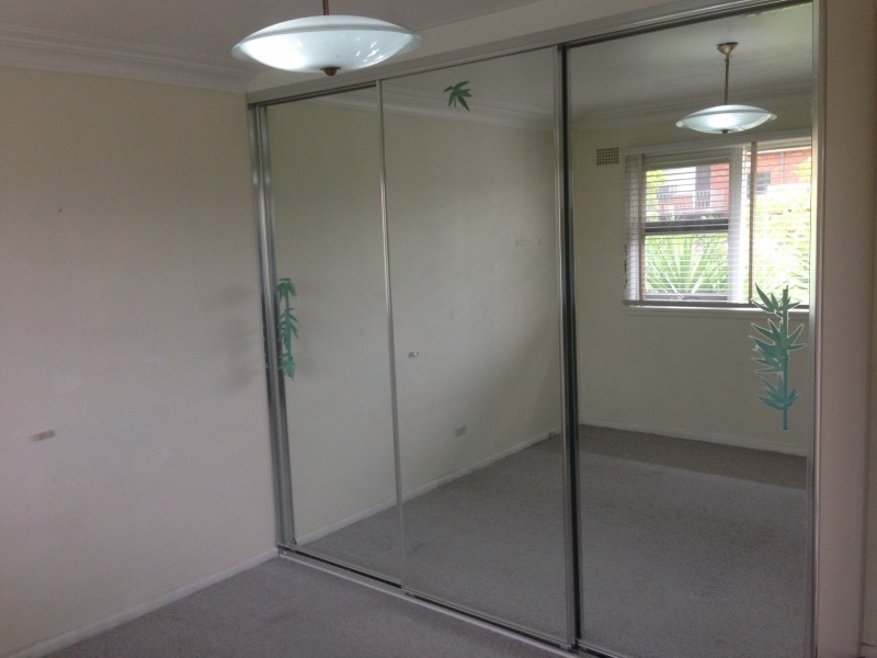 1 Foreman Street, Glenfield NSW 2167