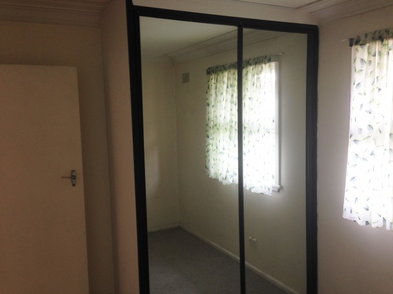 1 Foreman Street, Glenfield NSW 2167