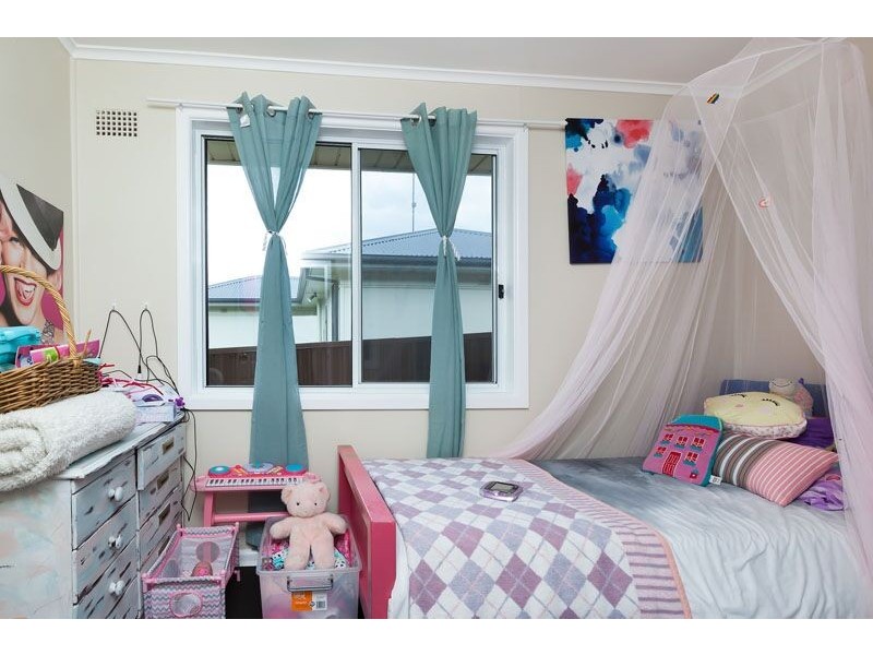 17 Shakespeare Street, Campbelltown NSW 2560