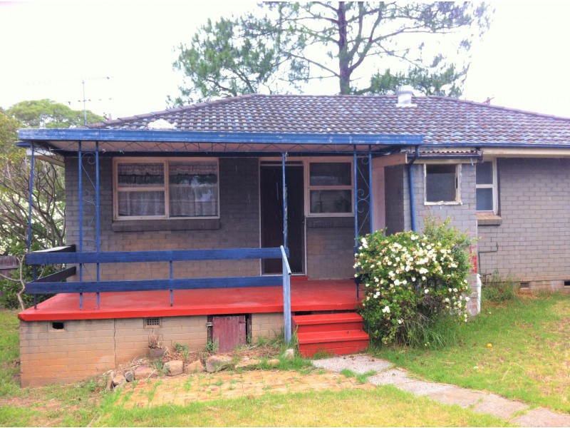 93 Macquarie Avenue, Campbelltown NSW 2560