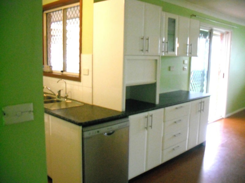 4 Cherokee Place, Raby NSW 2566