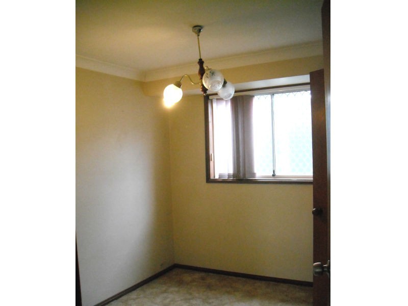 4 Cherokee Place, Raby NSW 2566