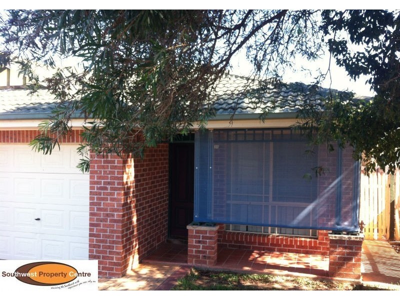 55B Larapinta Crescent, St Helens Park NSW 2560