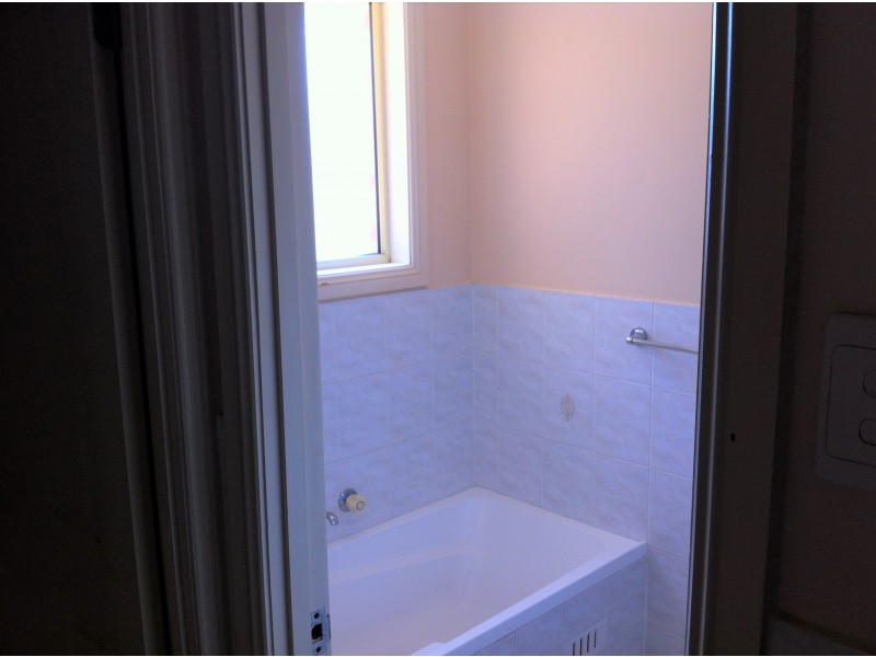 55B Larapinta Crescent, St Helens Park NSW 2560