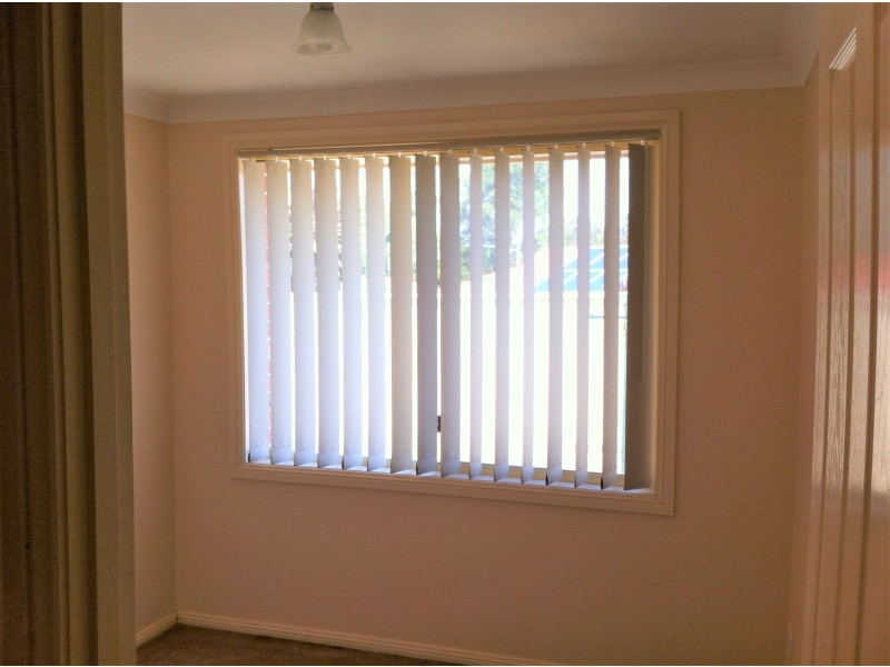 55B Larapinta Crescent, St Helens Park NSW 2560