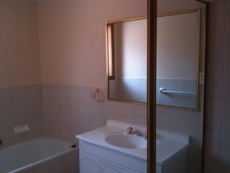 1/17 Clydesdale Drive, Blairmount NSW 2559