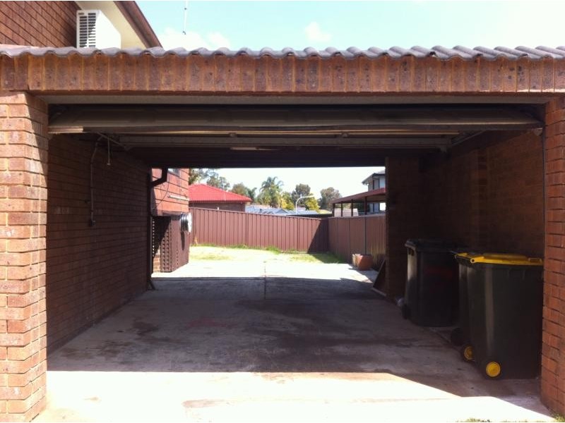 7 Fenton Crescent, Minto NSW 2566