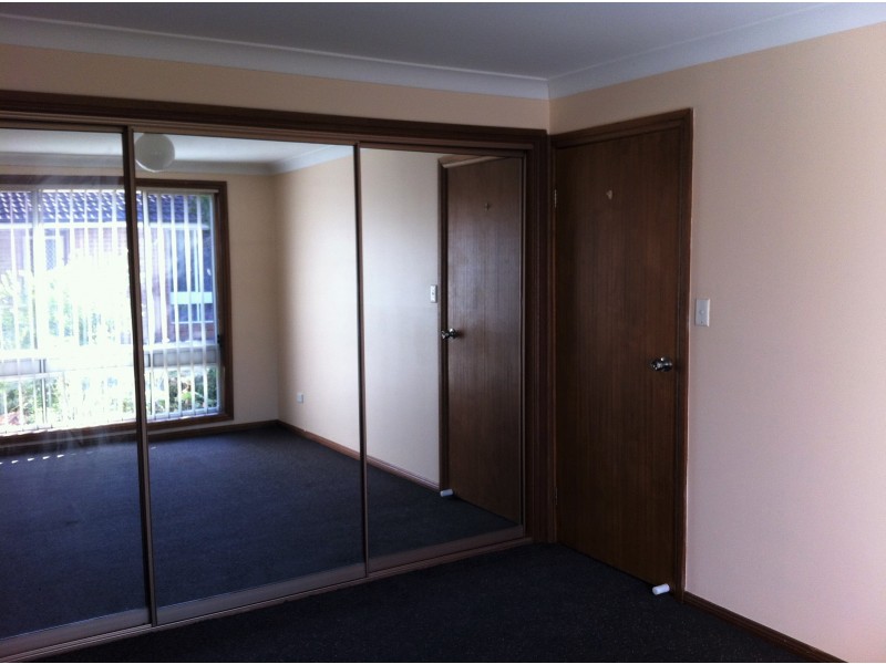 2/10 Clydesdale Drive, Blairmount NSW 2559