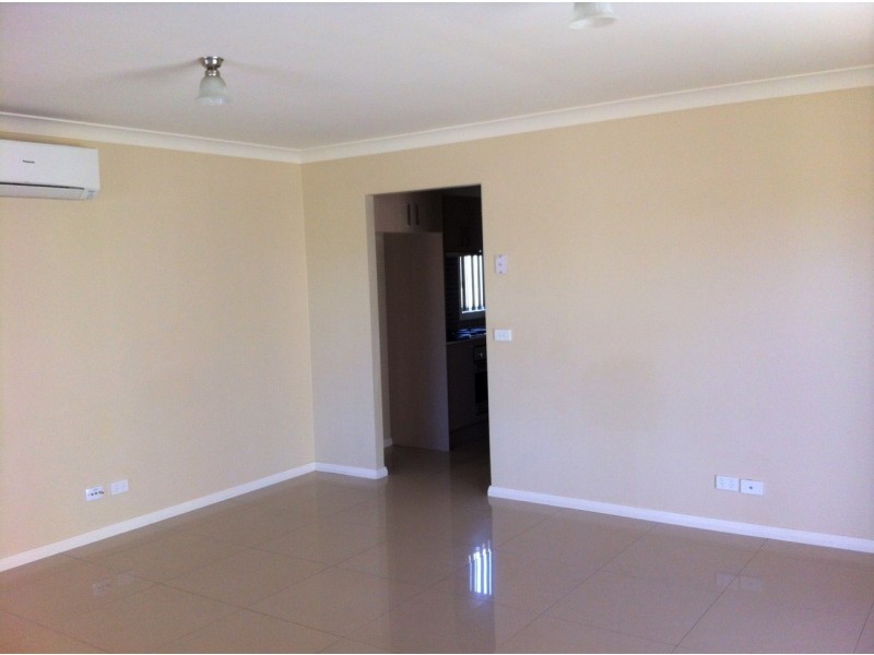 2A Alonso Close, Rosemeadow NSW 2560