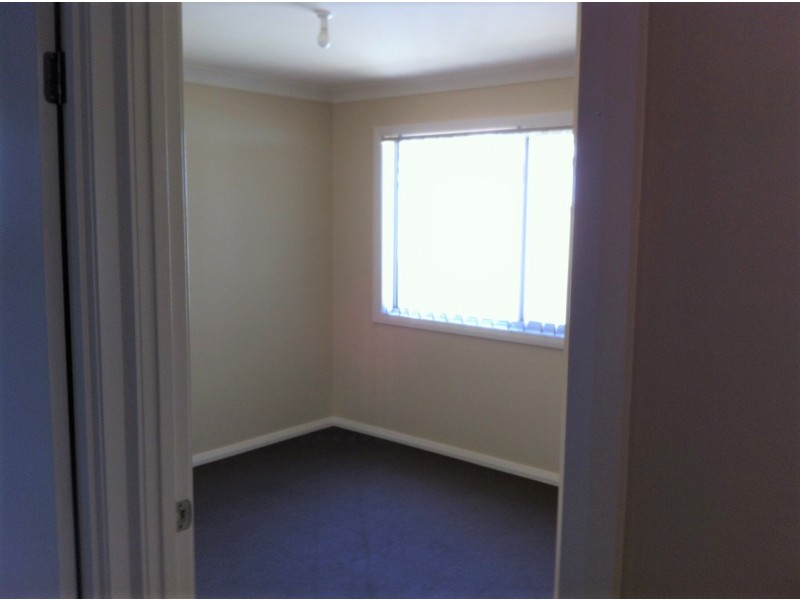 2A Alonso Close, Rosemeadow NSW 2560