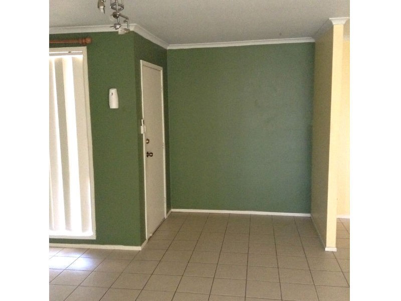 1/39 Bugatti Drive, Ingleburn NSW 2565