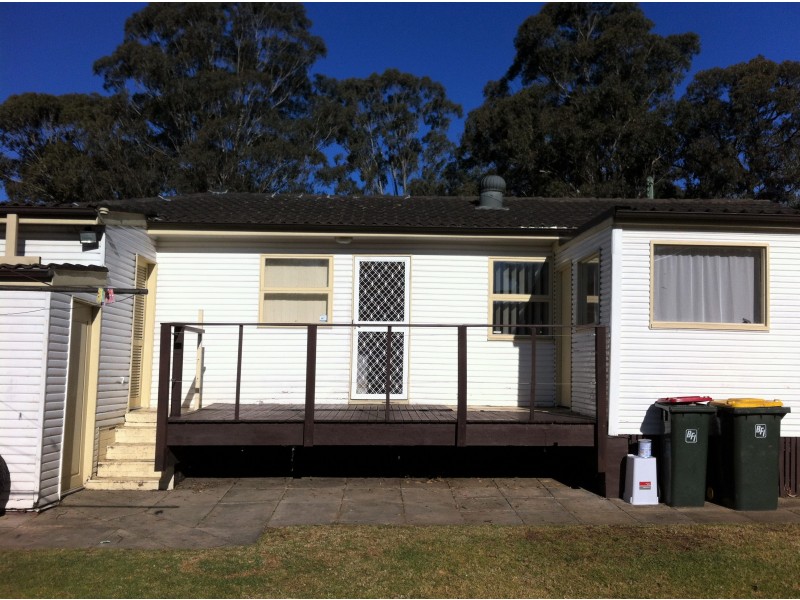 17 Rupert Street, Ingleburn NSW 2565