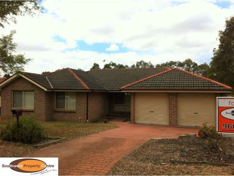 1 Thow Place, Currans Hill NSW 2567