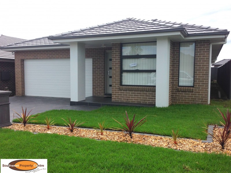 21 Richards Loop, Oran Park NSW 2570