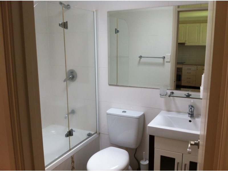 35 Westmoreland Road, Leumeah NSW 2560