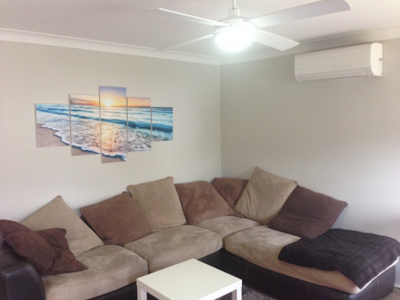 79 Northampton Drive, Glenfield NSW 2167