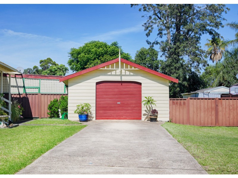 7 Blanche Street, Minto NSW 2566