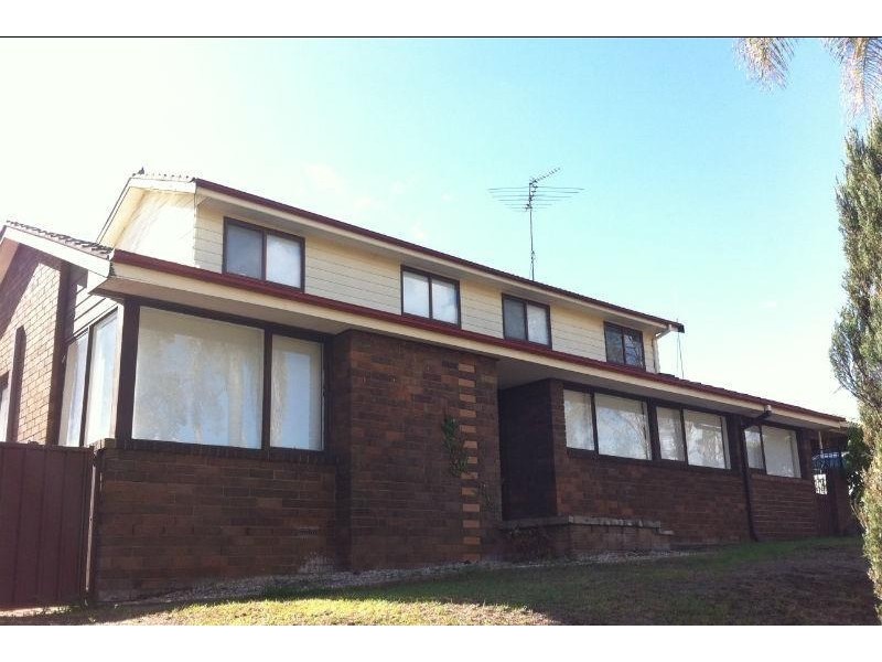 2 Attunga Place, Bradbury NSW 2560