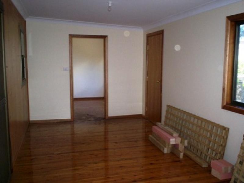 8 Macquarie Road  INGLEBURN 2565, Ingleburn NSW 2565