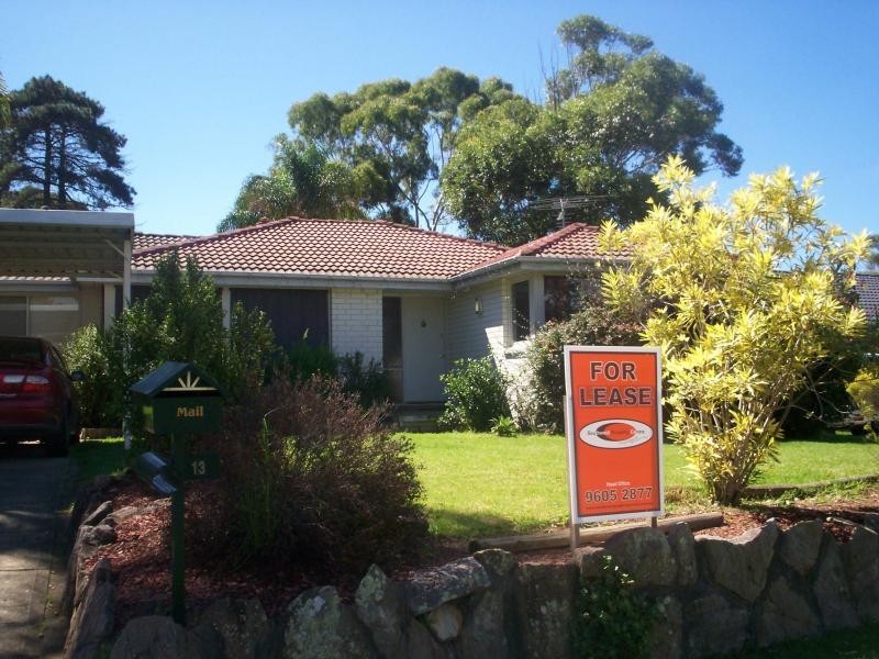13 Poplar  Crescent BRADBURY 2560, Bradbury NSW 2560