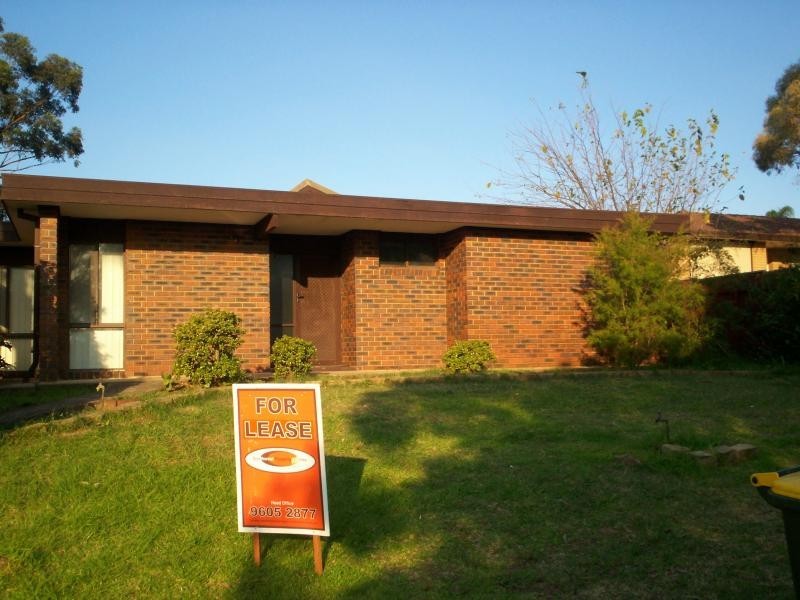 4 Kiriwina Place GLENFIELD 2167, Glenfield NSW 2167