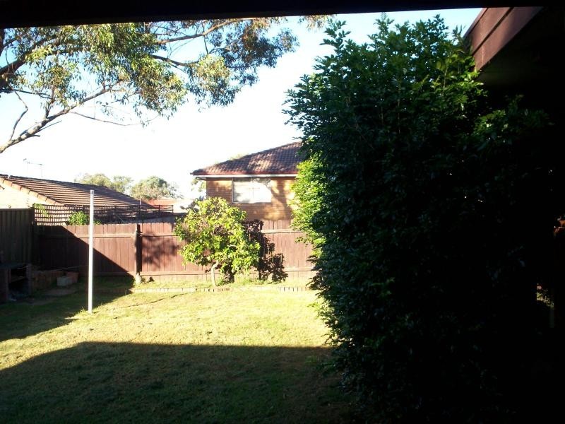 4 Kiriwina Place GLENFIELD 2167, Glenfield NSW 2167