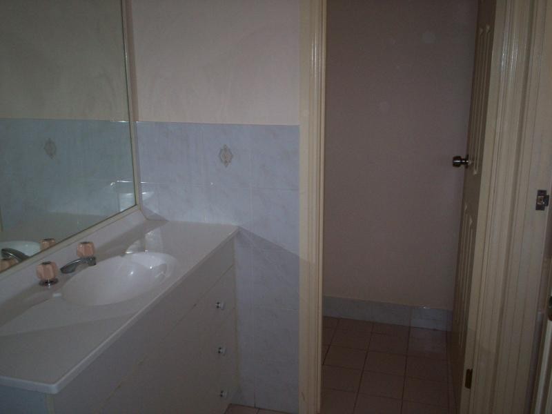 19B Karrabul Road, St Helens Park NSW 2560