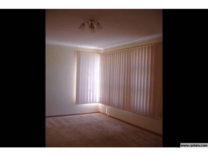 16 First Avenue MACQUARIE FIELDS 2564, Macquarie Fields NSW 2564