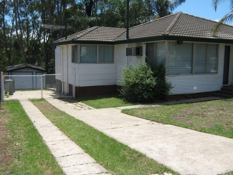 14 Angle  Road LEUMEAH 2560, Leumeah NSW 2560