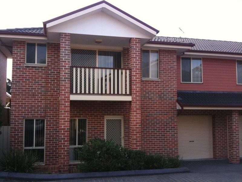 Ruse NSW 2560