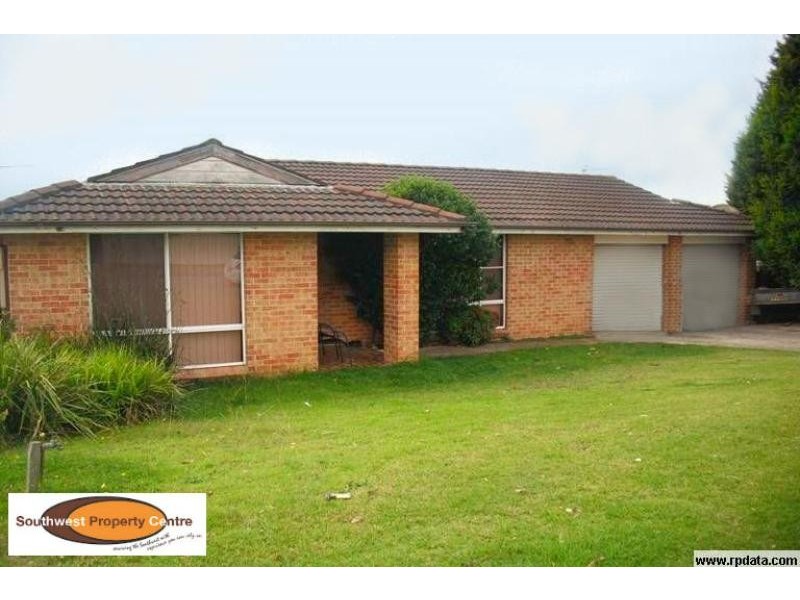 14 Glendower Street, Rosemeadow NSW 2560