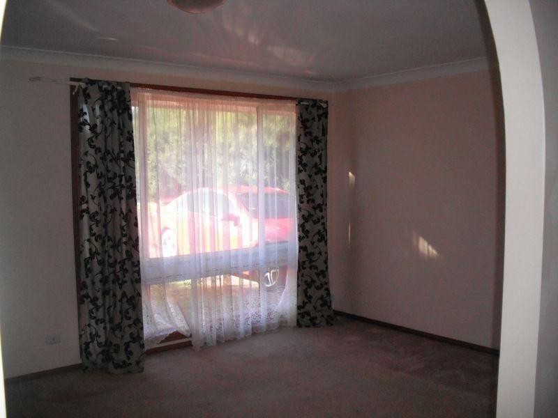 5 Greengate Road ST HELENS PARK 2560, St Helens Park NSW 2560