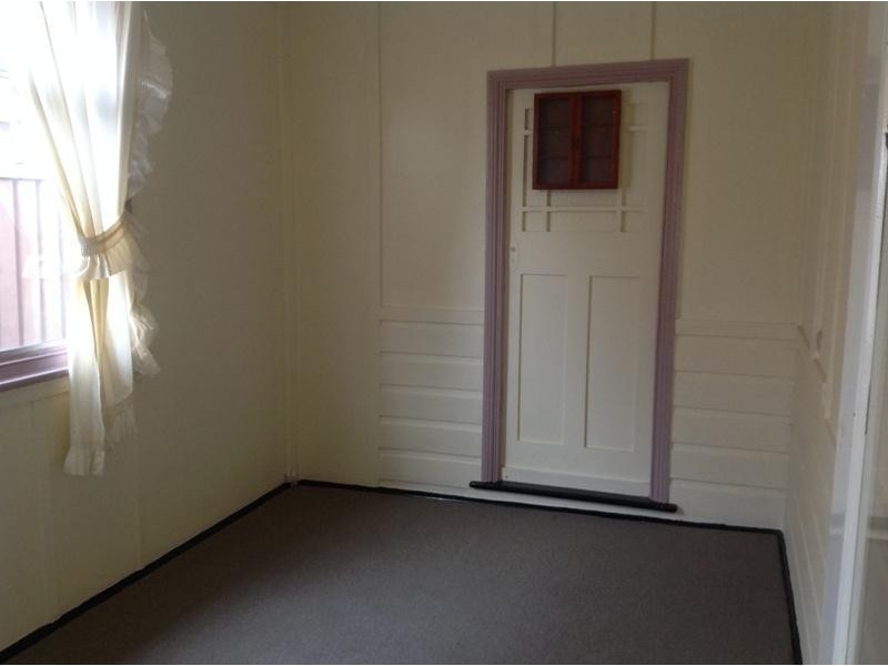 18A Fraser Street, Macquarie Fields NSW 2564
