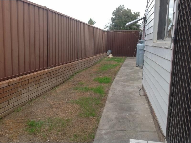 18A Fraser Street, Macquarie Fields NSW 2564