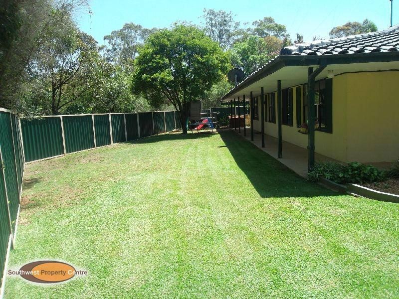 17 Peggotty Avenue AMBARVALE 2560, Ambarvale NSW 2560