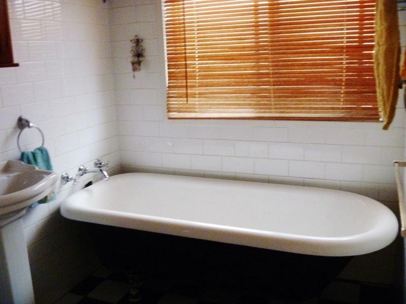 52 Carbasse Crescent ST HELENS PARK 2560, St Helens Park NSW 2560