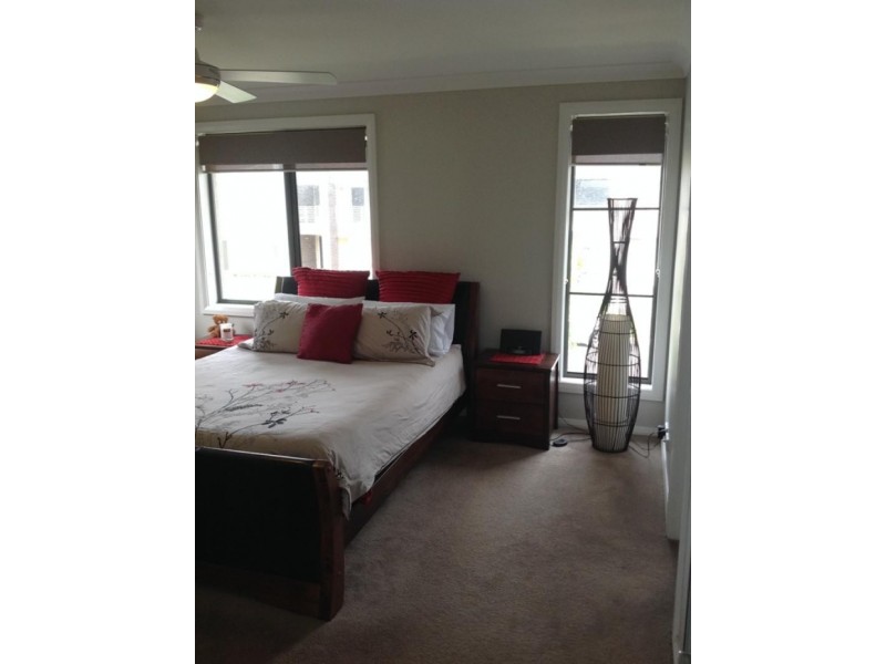 79 Northampton Drive, Glenfield NSW 2167