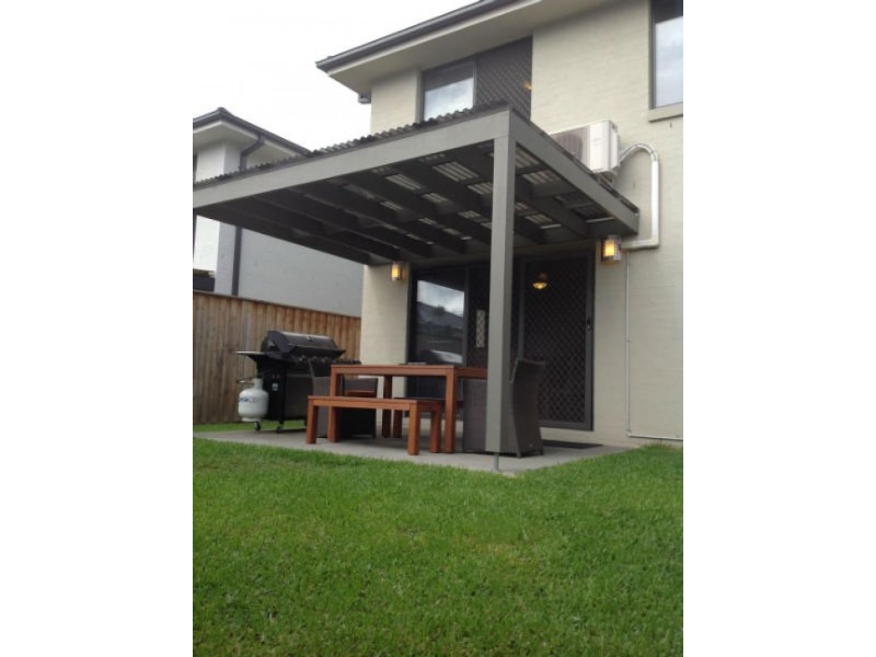 79 Northampton Drive, Glenfield NSW 2167