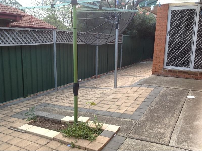 22/7 Hanlon Close, Minto NSW 2566