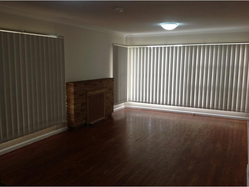 1 Browning Avenue, Campbelltown NSW 2560