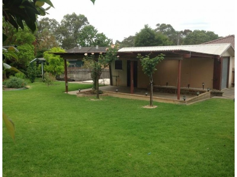 32 Third Avenue, Macquarie Fields NSW 2564