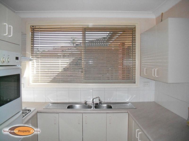 55B Larapinta Crescent, St Helens Park NSW 2560