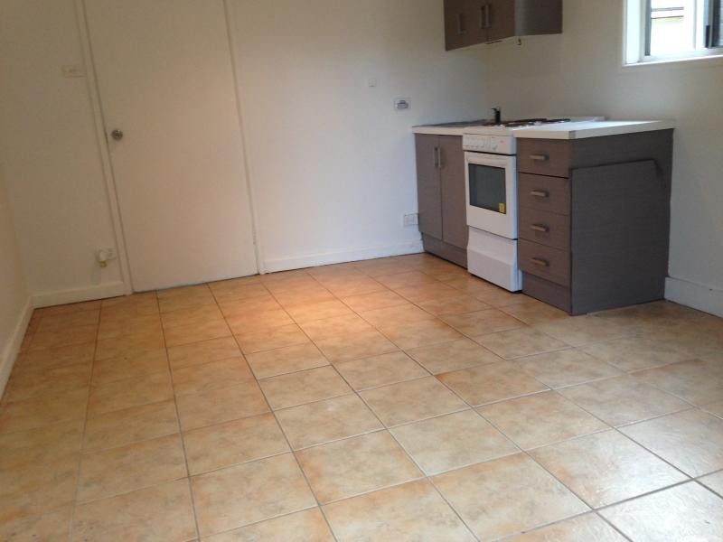 37a Fields Road, Macquarie Fields NSW 2564